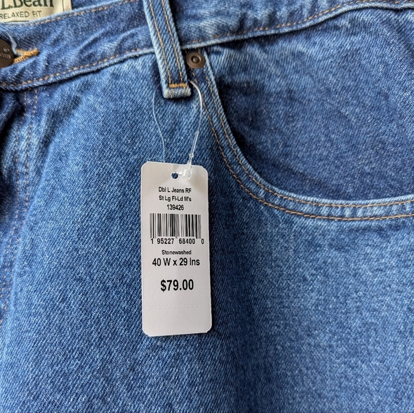NWT L.L. Bean Men's Double L Jeans, Relaxed Fit, Flannel-Lined Stonewashed 40X29 - Picture 4 of 11